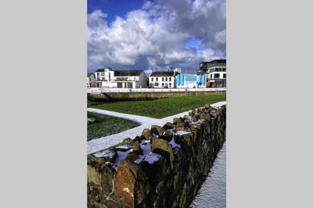 The Loft , Portrush Apartamento Exterior foto